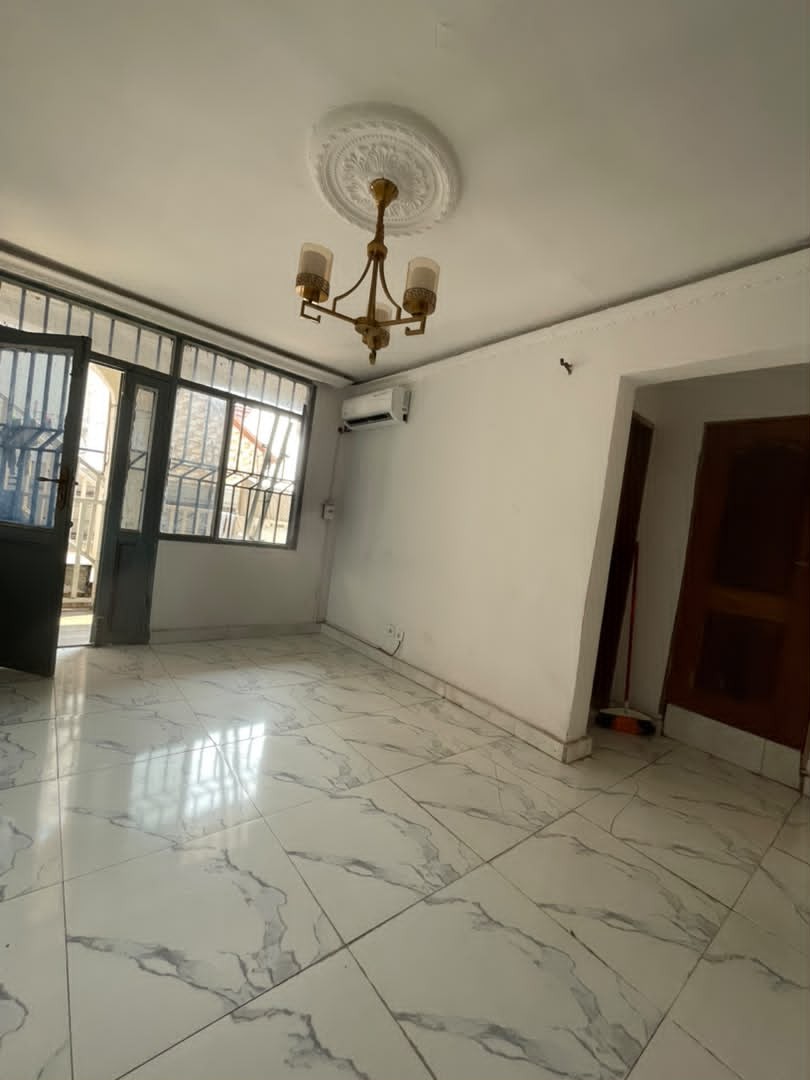 scaled_1001957091 Appartement à Louer – Ngaliema, Kinshasa