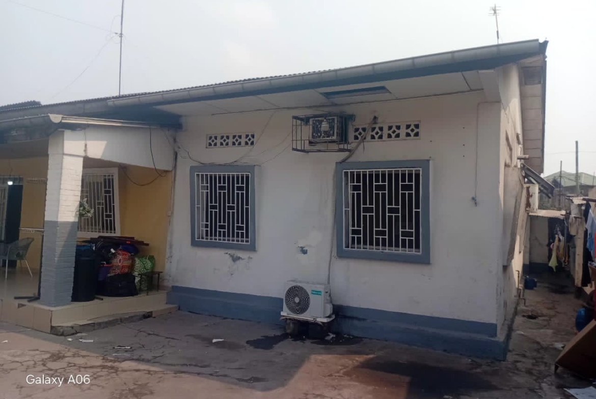 Maison à Louer – Bandalungwa, Kinshasa