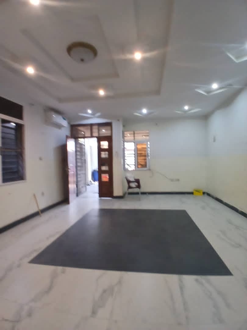 scaled_1001959671 Appartement à Louer – Kintambo, Kinshasa