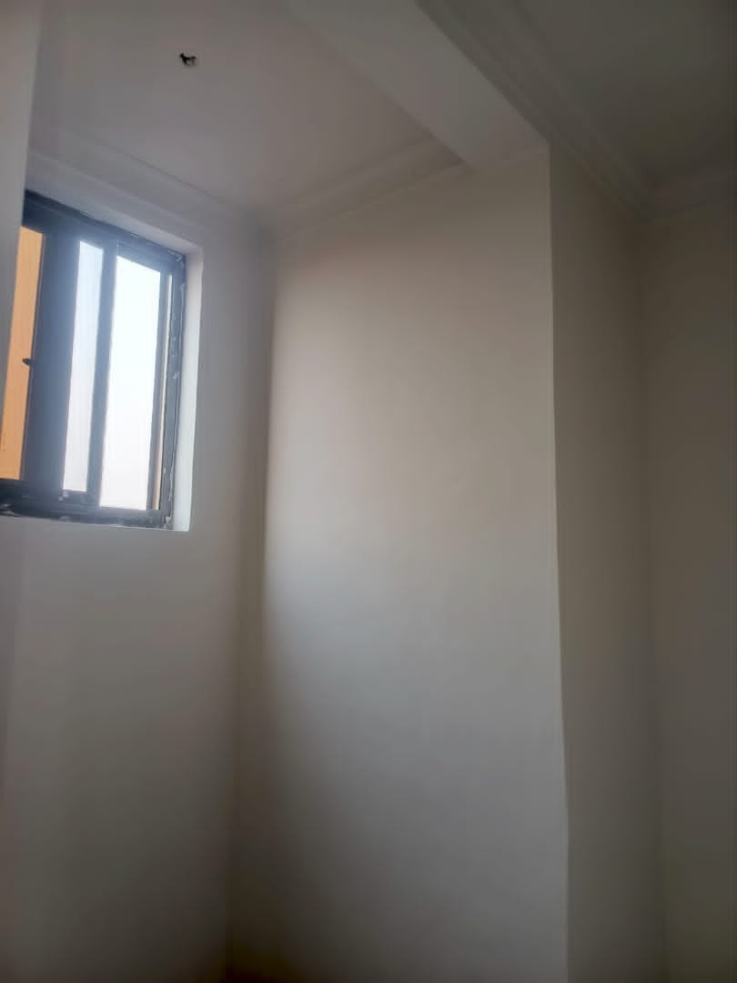 scaled_1001959896 Appartement à Louer – Bandalungwa, Kinshasa