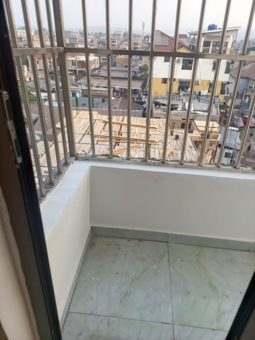 scaled_1001959904 Appartement à Louer – Bandalungwa, Kinshasa