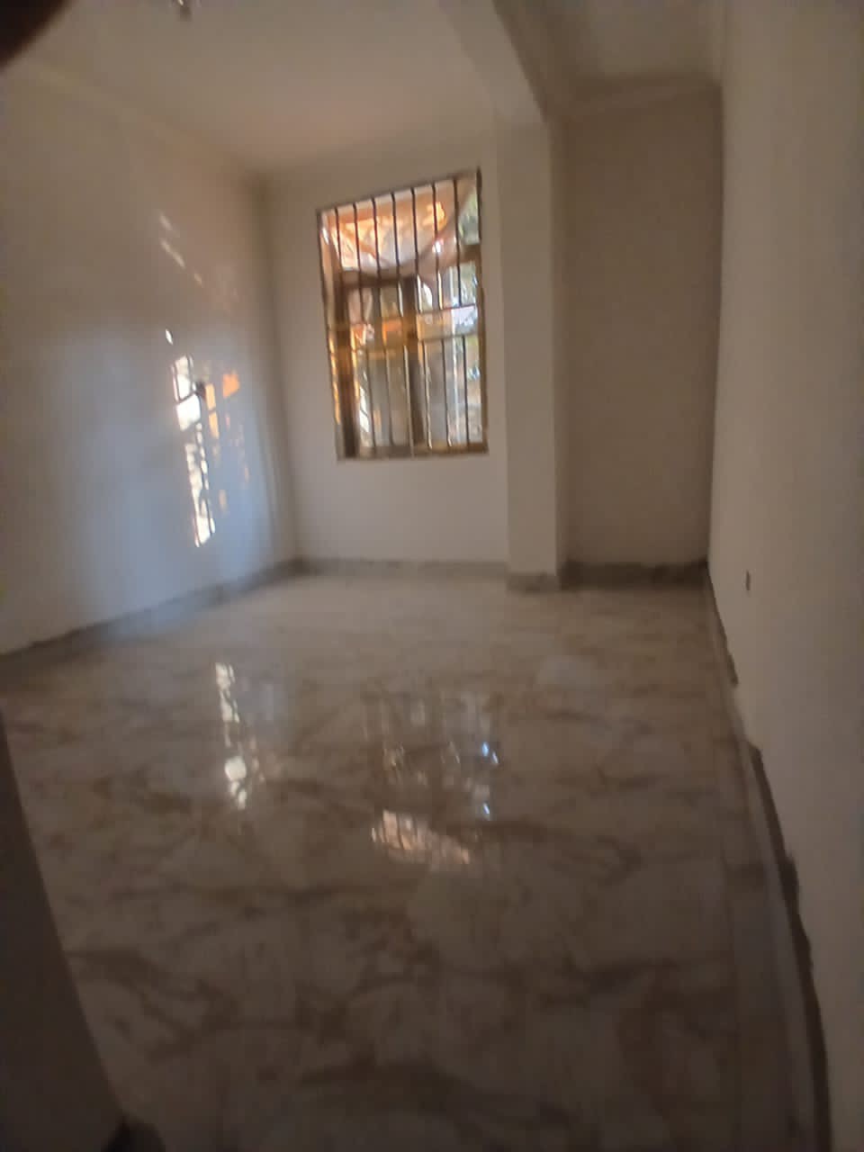 scaled_1001960291 Appartement à Louer – Ngaliema, Kinshasa