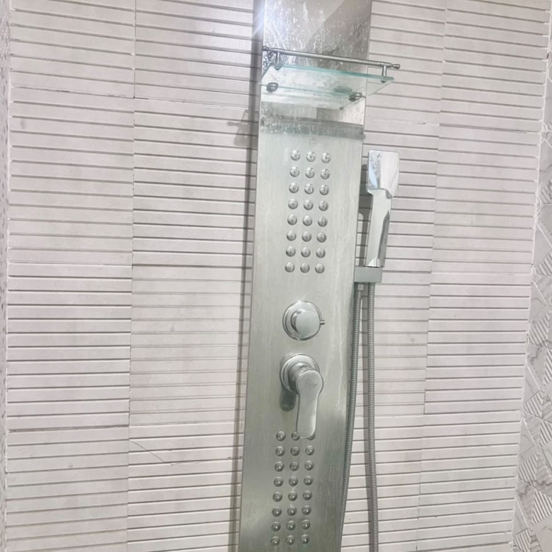Scaled 1001961955