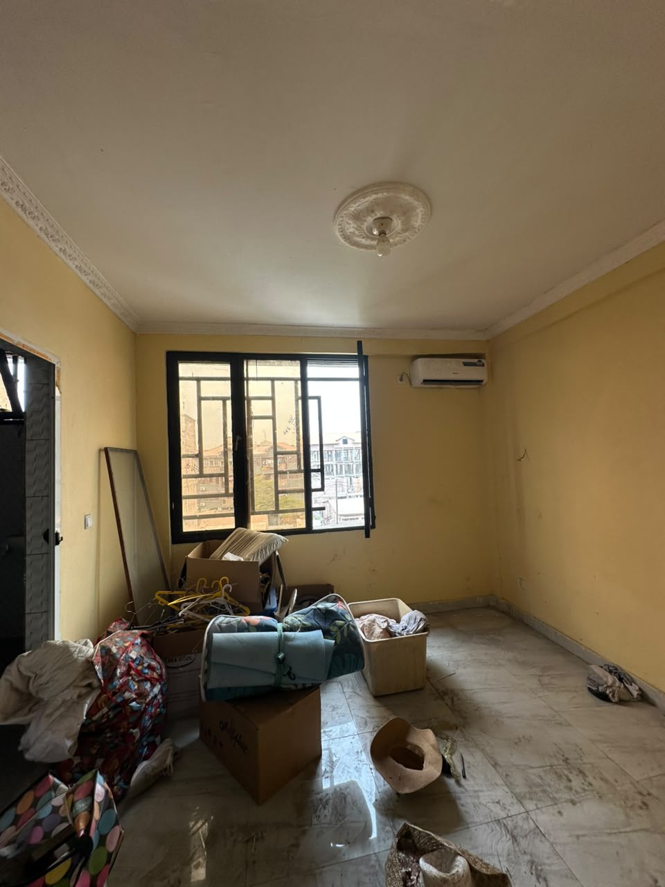 scaled_1001961994 Appartement à Louer – Lingwala, Kinshasa