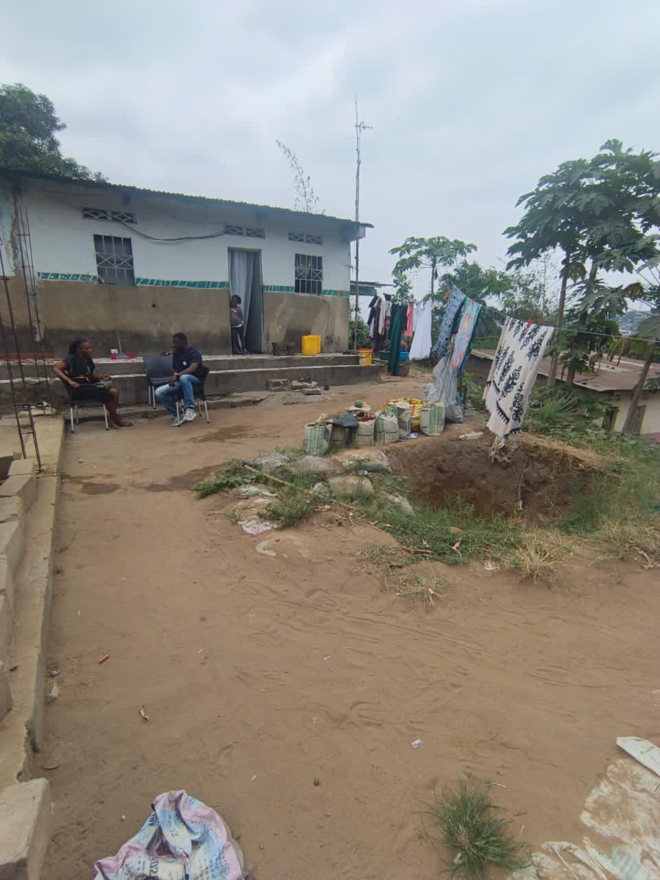 scaled_1001962082 Parcelle-Terrain à Vendre – Makala, Kinshasa