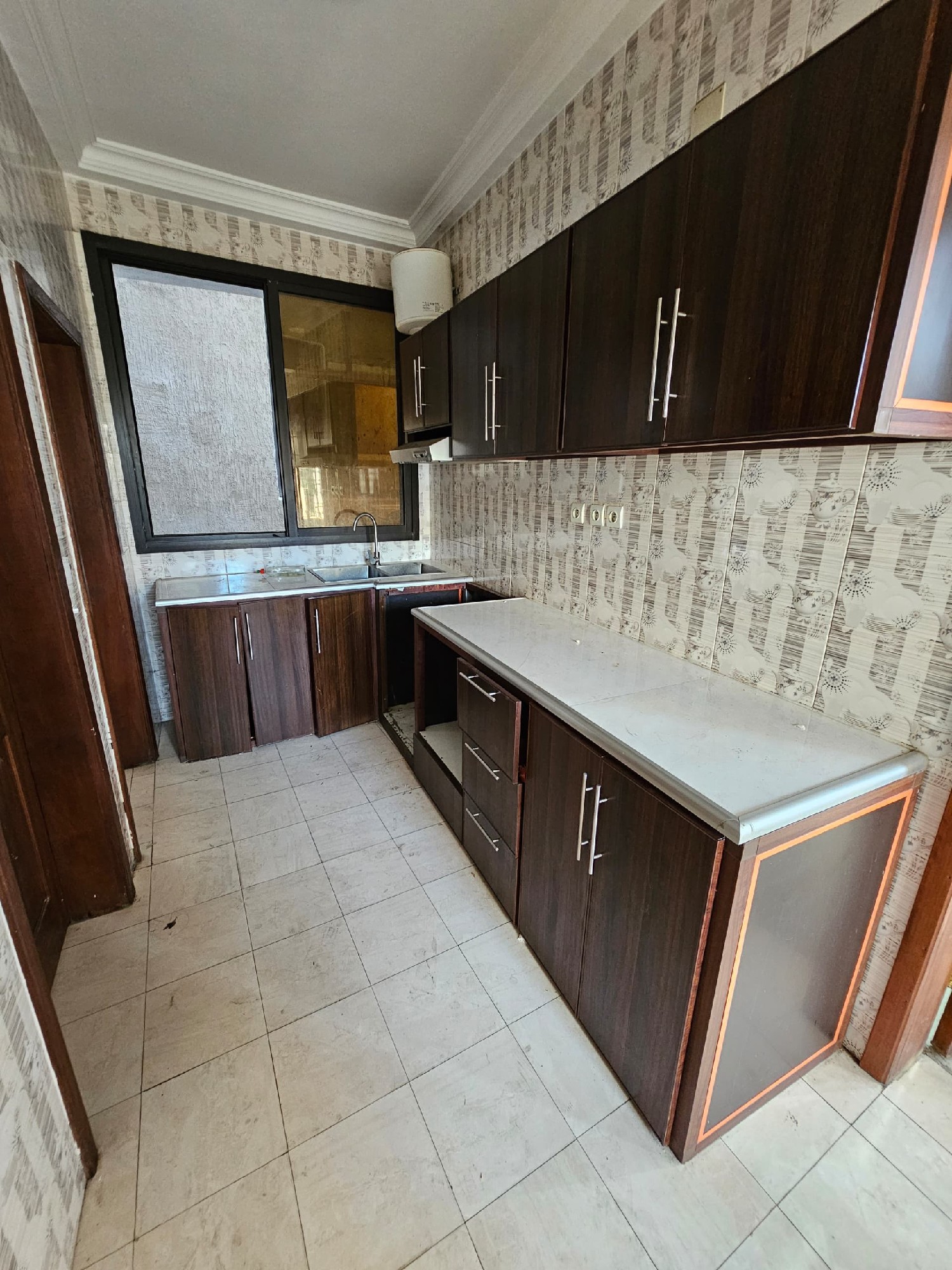 scaled_1001972436 Appartement à Louer – Ngaliema, Kinshasa