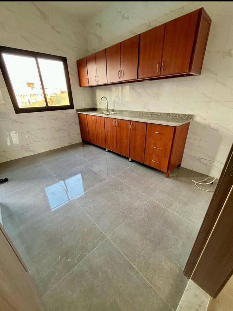 scaled_1001972440 Appartement à Louer – Ngaliema, Kinshasa