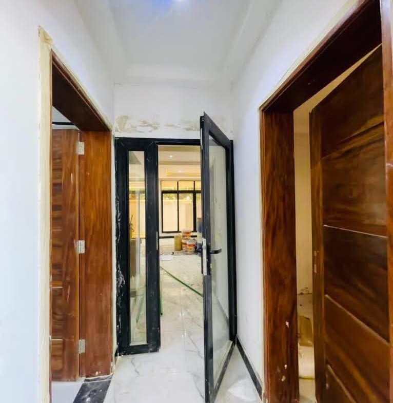 DUPLEX À LOUER À MACAMPAGNE