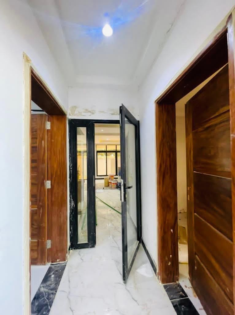 DUPLEX À LOUER À MACAMPAGNE