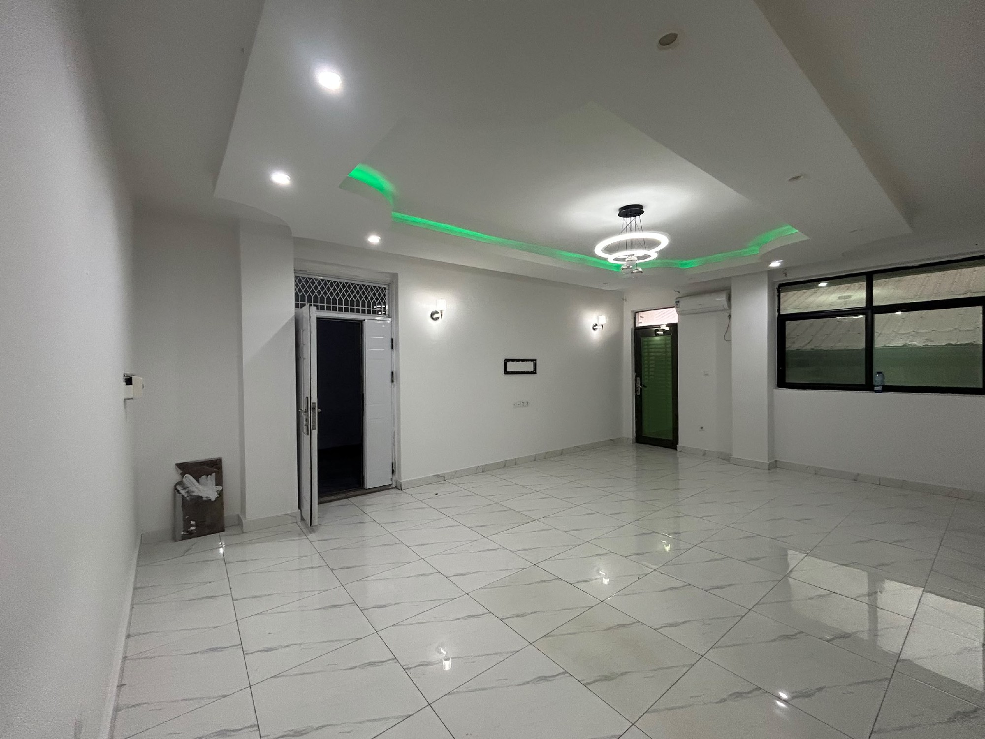 APPARTEMENT MISE EN LOCATION A BON MARCHÉ REF AVENUE DU FLAMBEAUX HÔTEL PHÉNIX