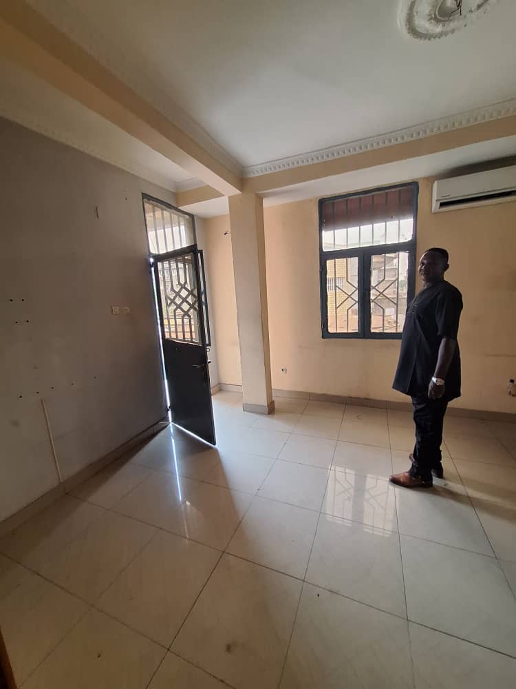 scaled_1005690445 Appartement à Louer – Kinshasa, Kinshasa