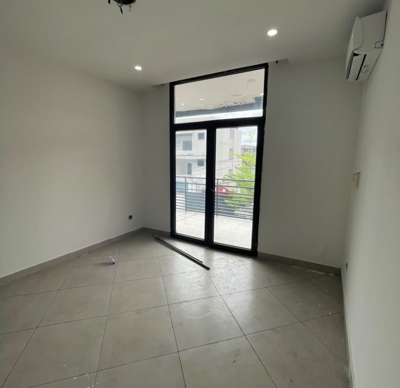 UN MAGNIFIQUE APPARTEMENT À LOUER – KINTAMBO