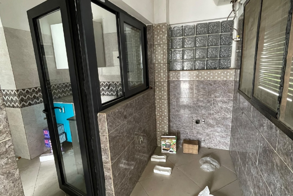 UN MAGNIFIQUE APPARTEMENT À LOUER – KINTAMBO