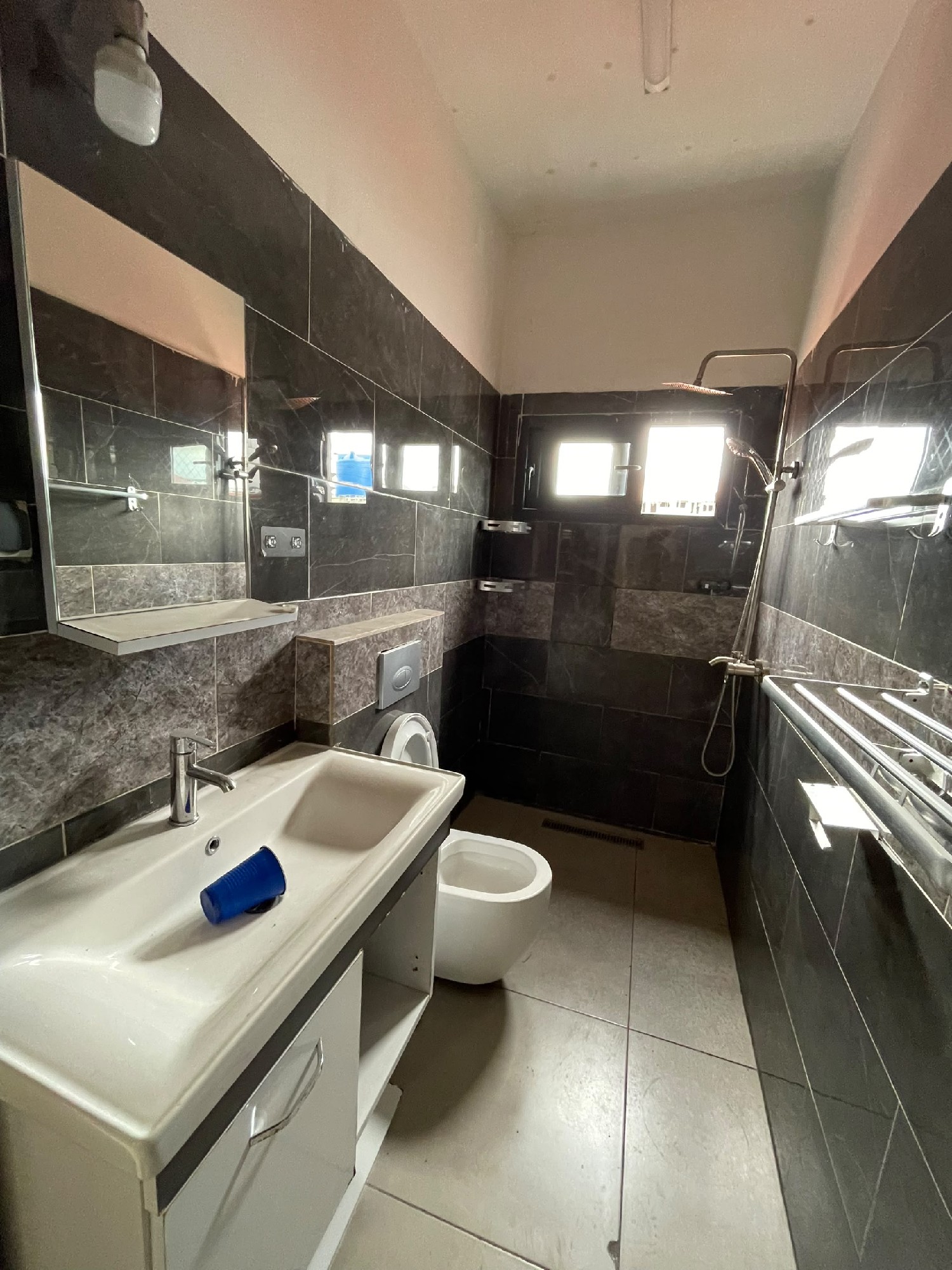 UN MAGNIFIQUE APPARTEMENT À LOUER – KINTAMBO