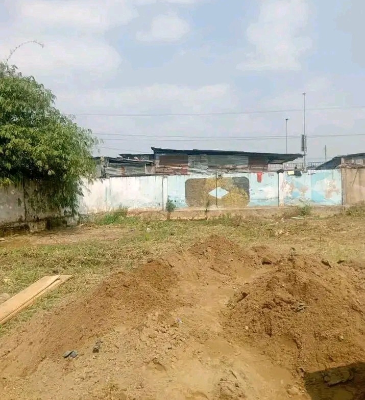 Parcelle-Terrain à Vendre – Kintambo, Kinshasa