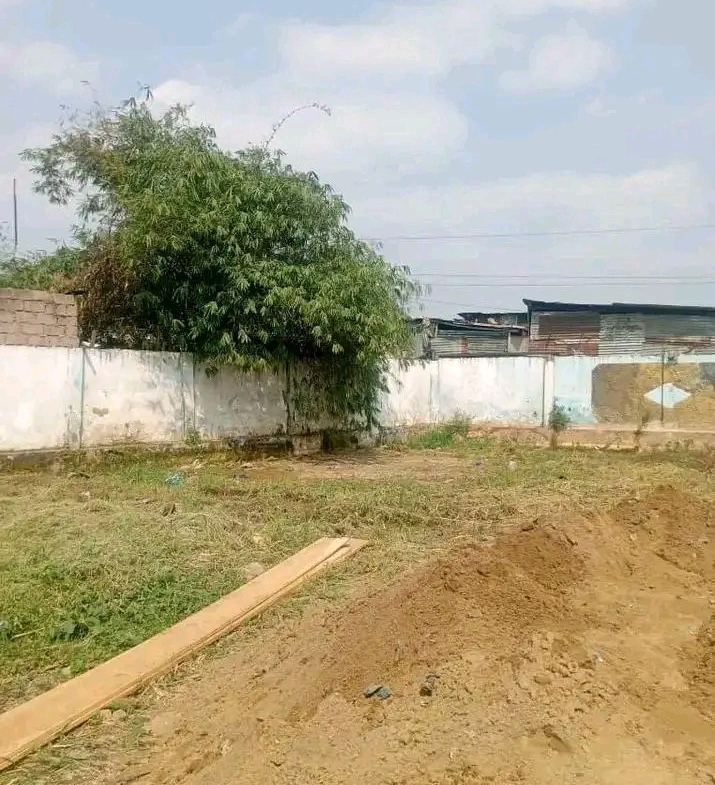 Parcelle-Terrain à Vendre – Kintambo, Kinshasa