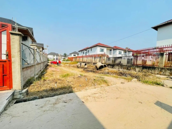 Parcelle-terrain à vendre – mbudi, kinshasa