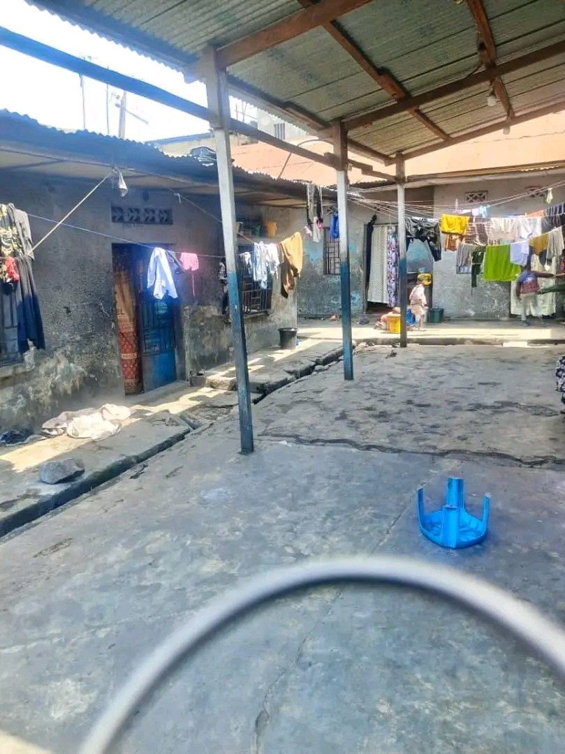 scaled_1006561735 Parcelle-Terrain à Vendre – Barumbu, Kinshasa