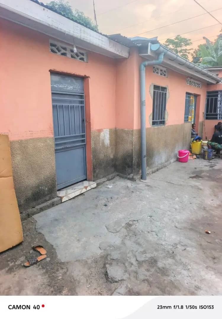 Parcelle-Terrain à Vendre – Mont-Ngafula, Kinshasa