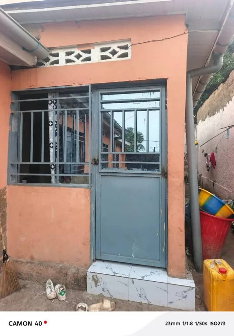 scaled_1006564021 Parcelle-Terrain à Vendre – Mont-Ngafula, Kinshasa