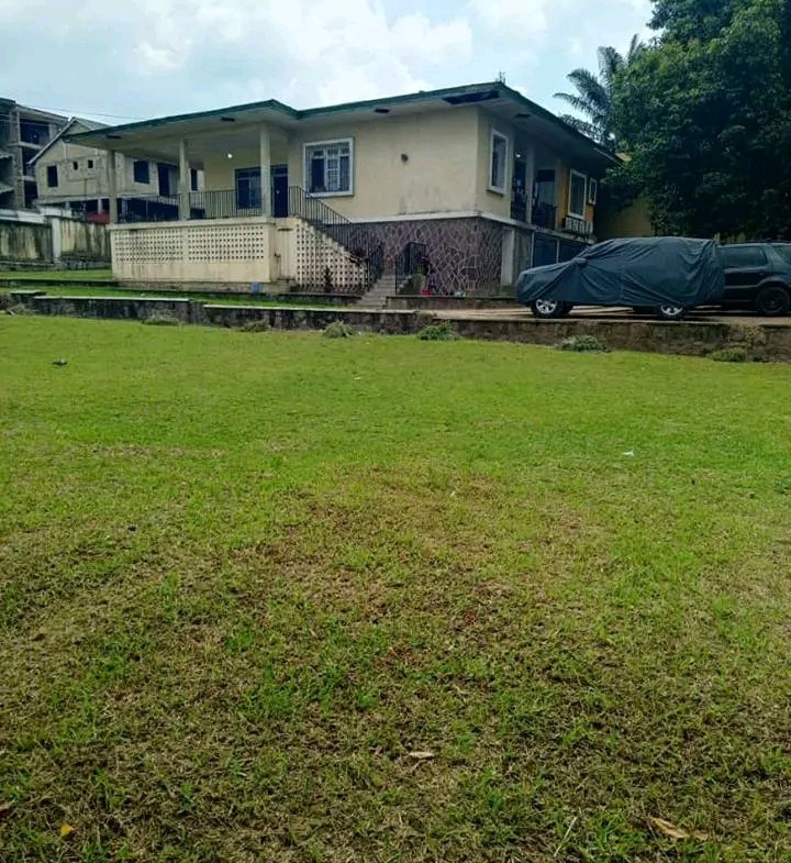 Parcelle-Terrain à Vendre – Ngaliema, Kinshasa
