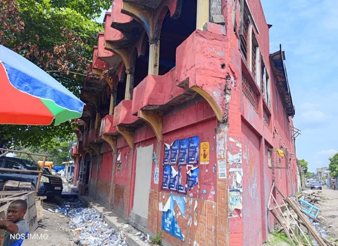 Hotel à Vendre – Lemba, Kinshasa