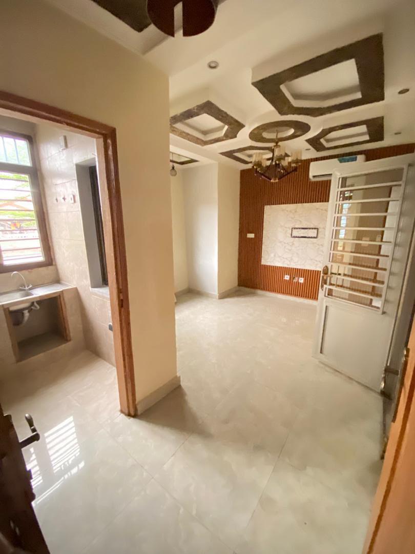 scaled_1006570953 Appartement à Louer – Limete, Kinshasa