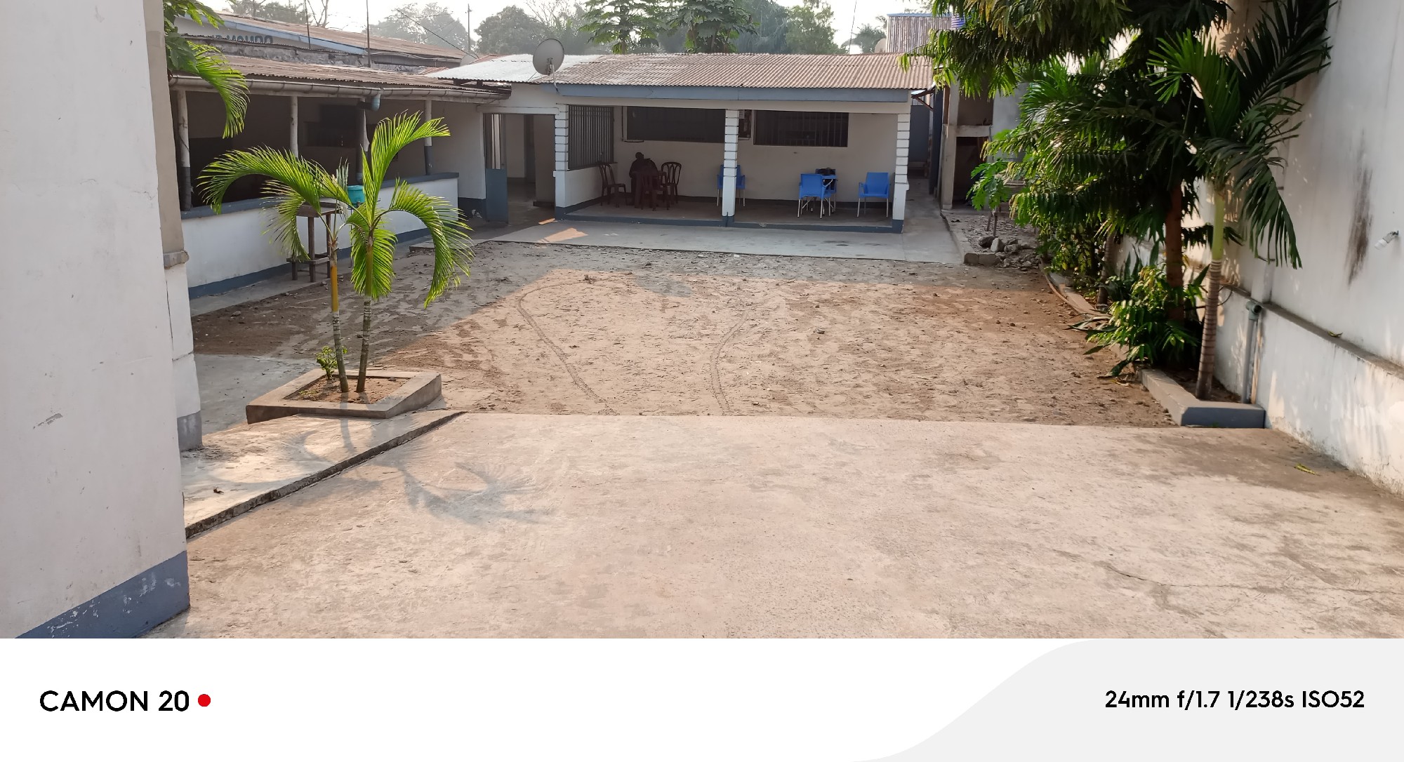 scaled_1006576786 Hôtel à Vendre – N’Sele, Kinshasa