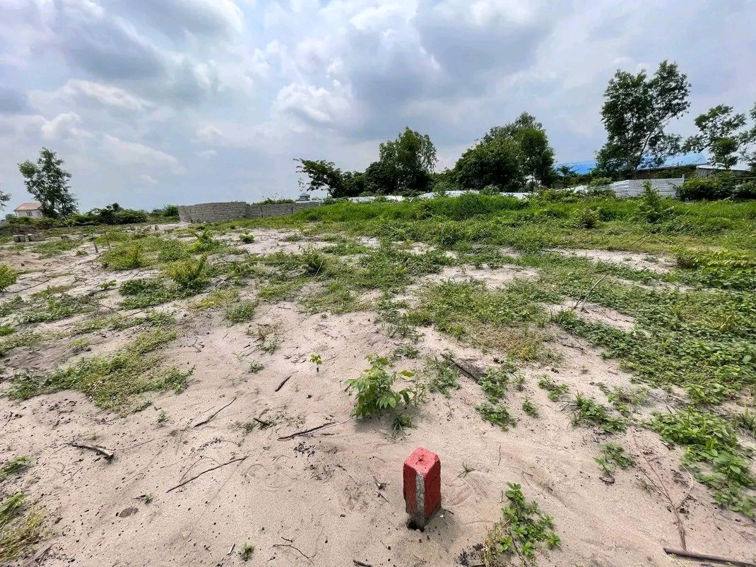 Parcelle-Terrain à Vendre – N’Sele, Kinshasa