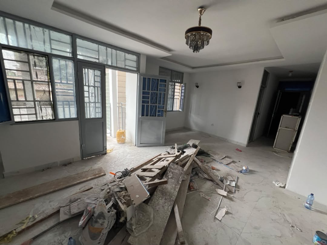 scaled_1006587024 Appartement à Louer – Kintambo, Kinshasa