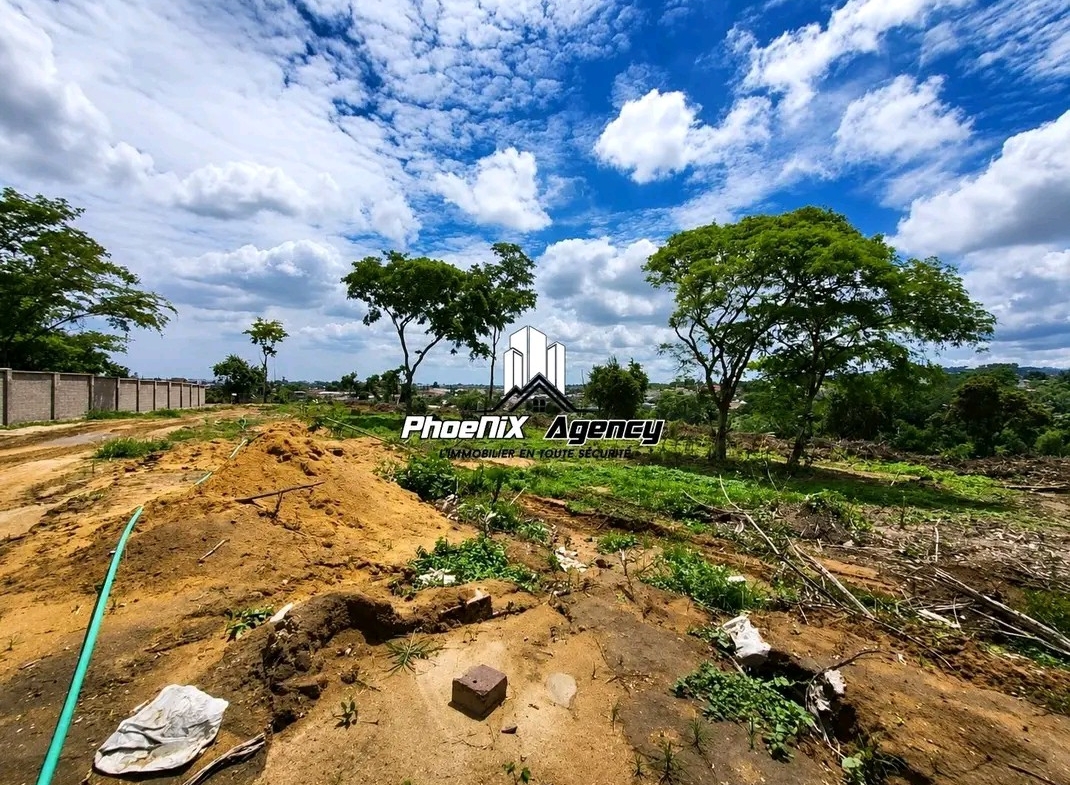 Parcelle-Terrain à Vendre – Ngaliema, Kinshasa