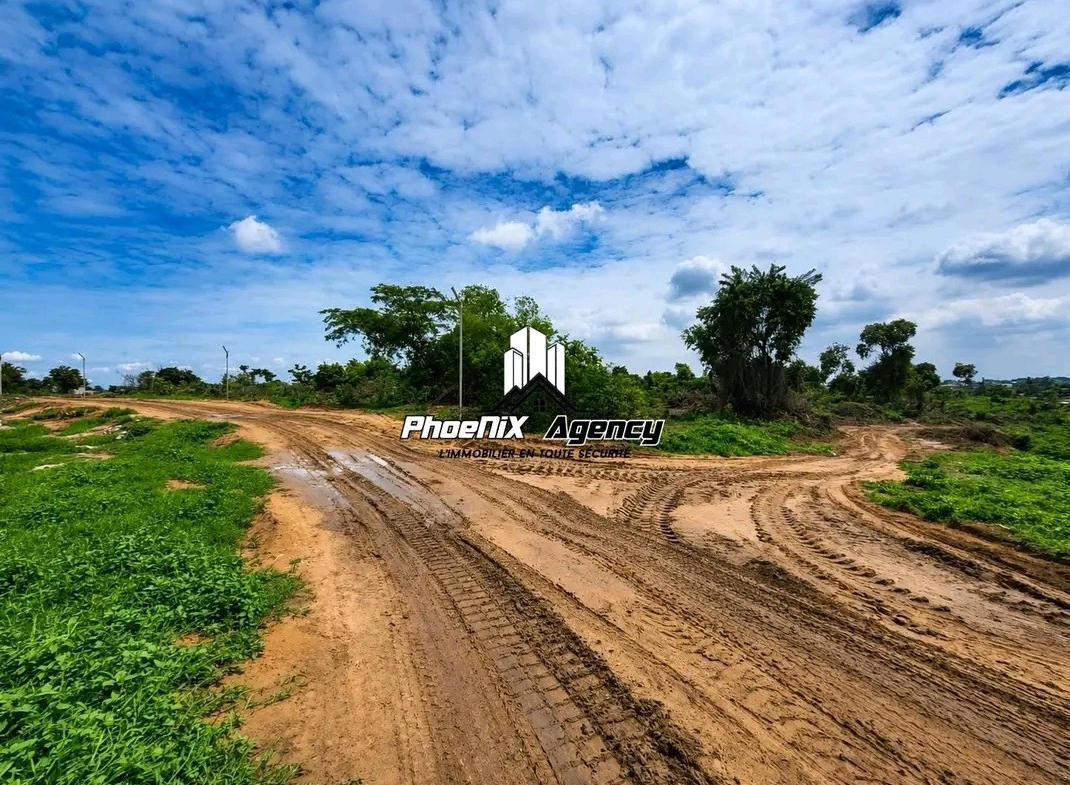 Parcelle-Terrain à Vendre – Ngaliema, Kinshasa