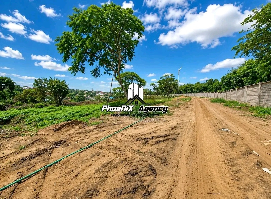 Parcelle-Terrain à Vendre – Ngaliema, Kinshasa