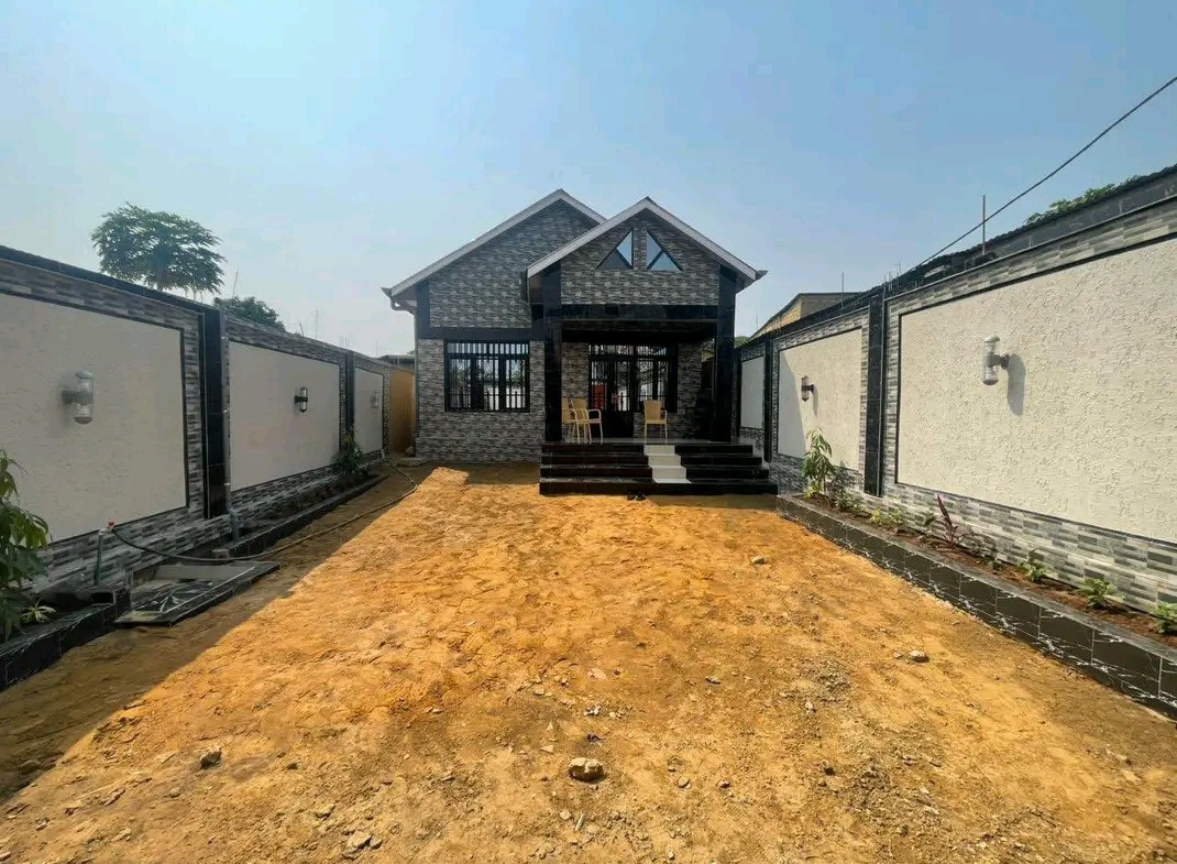 Maison à Vendre – Ngaliema, Kinshasa