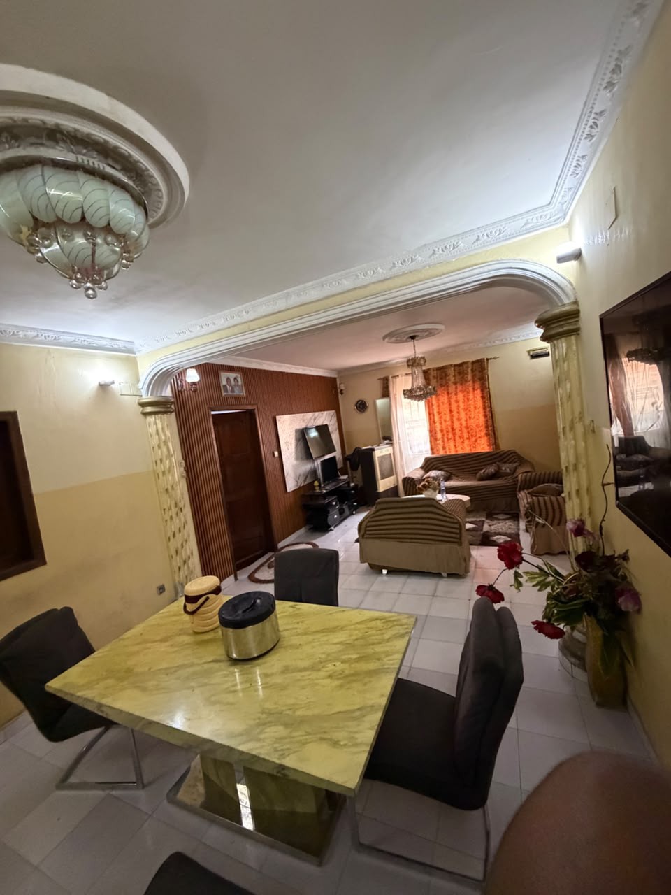 PARCELLE À VENDRE À KINSHASA LIMETE 18 IÈME RUE INDUSTRIELLE