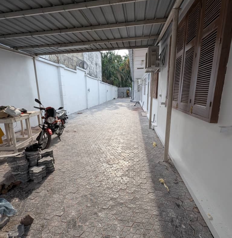 VILLA À LOUER À GOMBE SOCIMAT KINSHASA RD CONGO