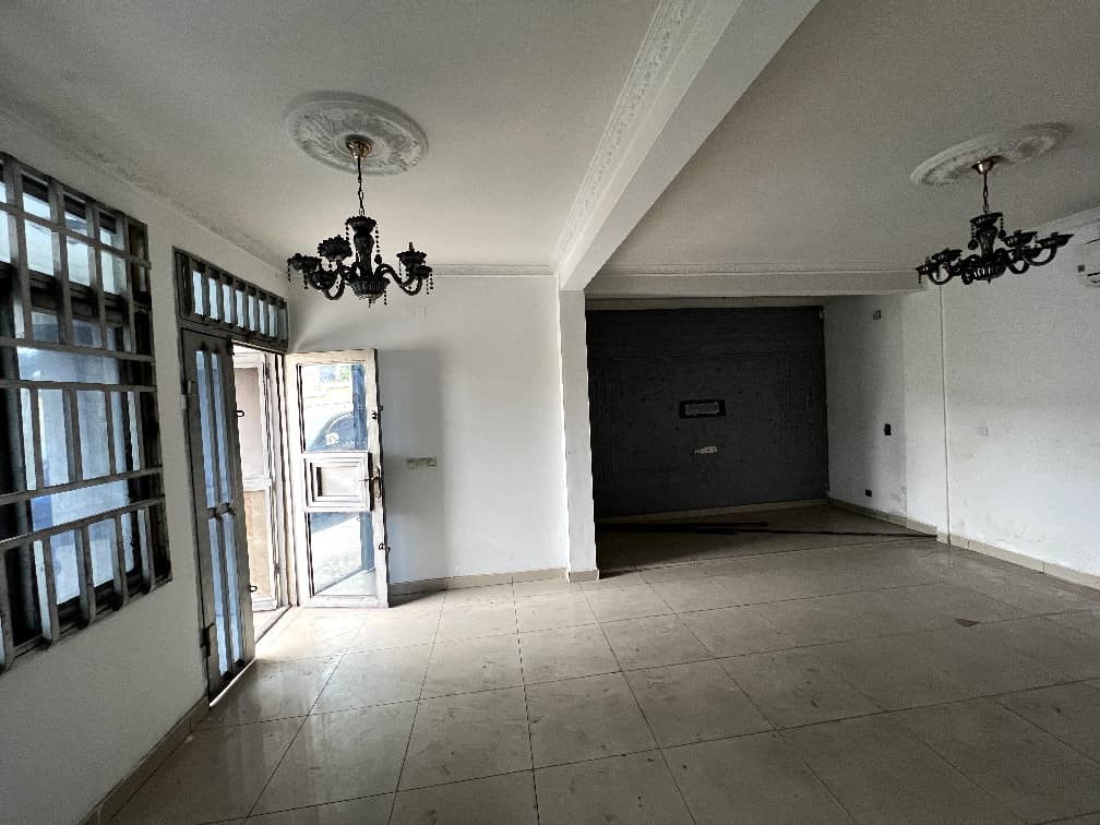 APPARTEMENT À LOUER À LIMETE