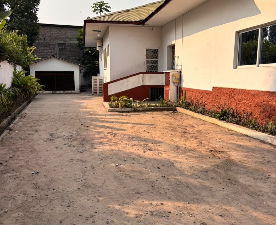 Villa à Louer – Macampagne, Kinshasa