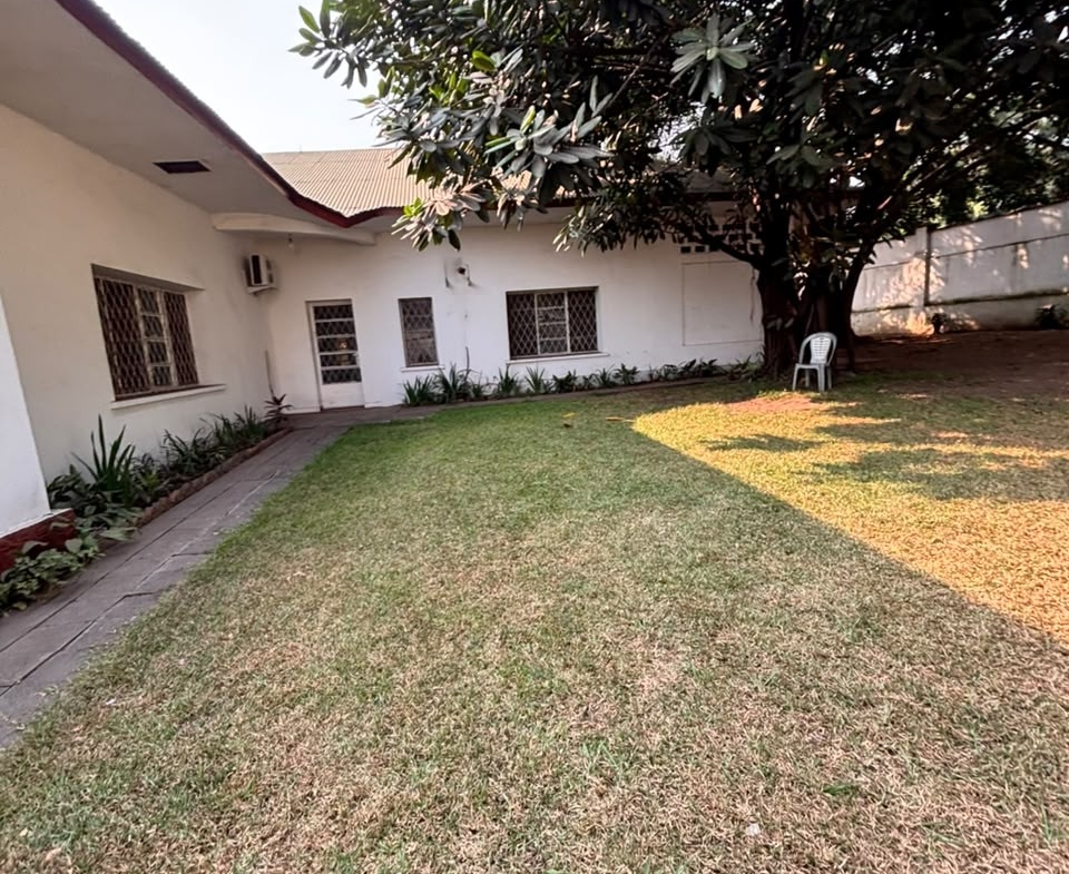 Villa à Louer – Macampagne, Kinshasa