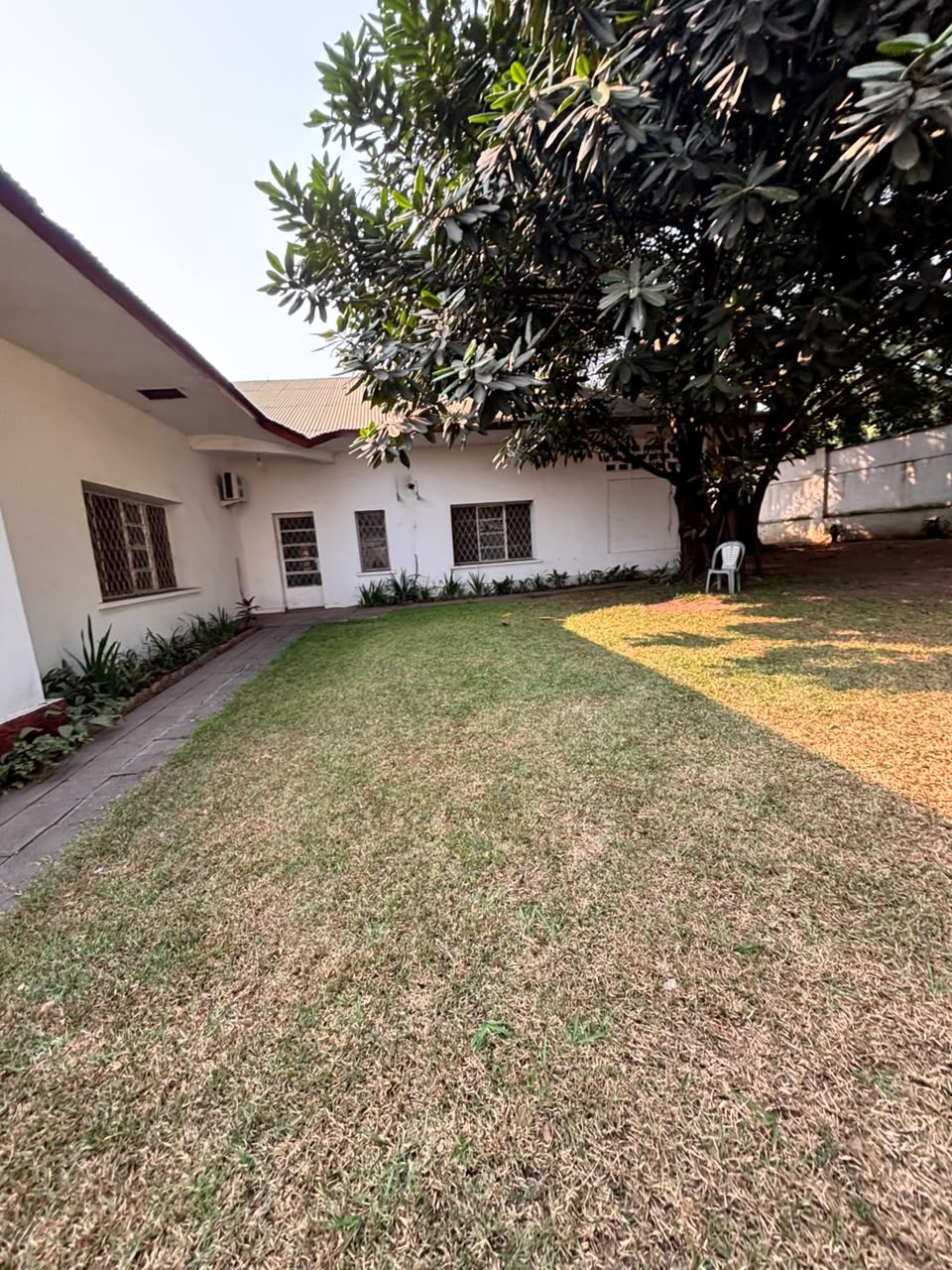 scaled_1007251981 Villa à Louer – Macampagne, Kinshasa