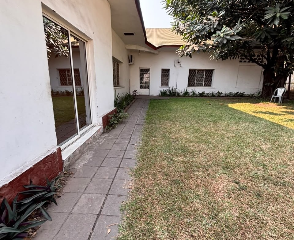 Villa à Louer – Macampagne, Kinshasa