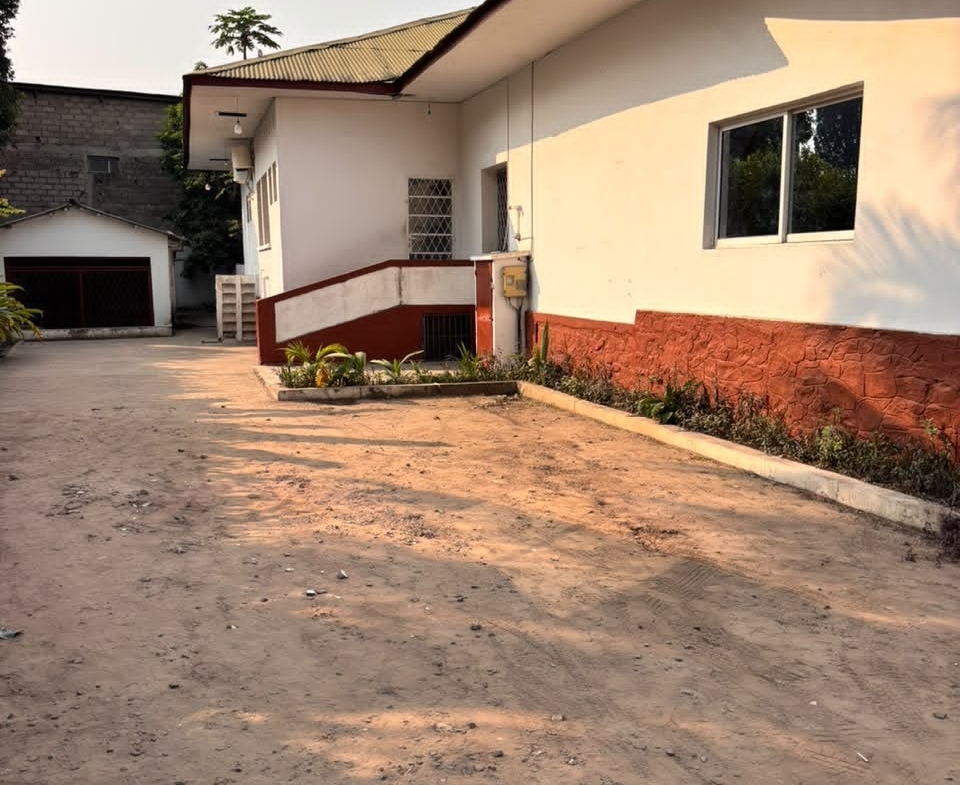 Villa à Louer – Macampagne, Kinshasa