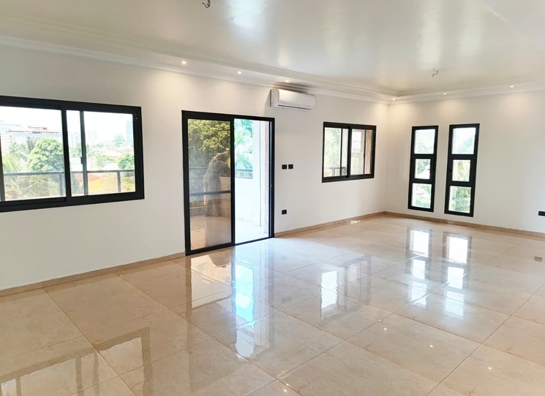 Appartement Meublé à Louer – Gombe, Kinshasa