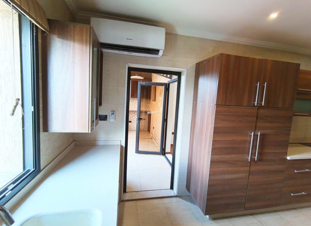 Appartement Meublé à Louer – Gombe, Kinshasa