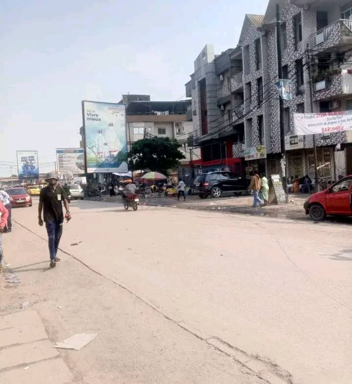 Parcelle-Terrain à Vendre – Barumbu, Kinshasa