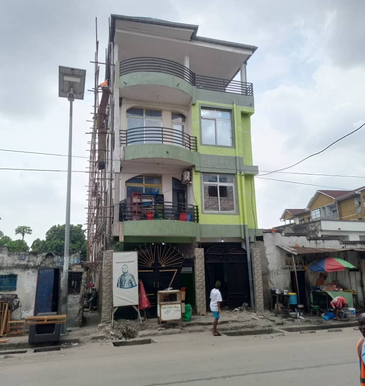 Immeuble à Vendre – Barumbu, Kinshasa
