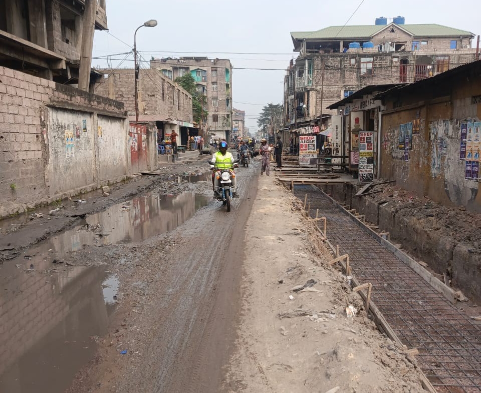 Deux derniers parties issus d’un morcellement d’une parcelle en vente sur macadam à Barumbu