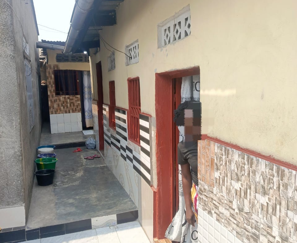 PARCELLE TYPE LOCATIF AVEC 3 PORTES À VENDRE À N’DJILI