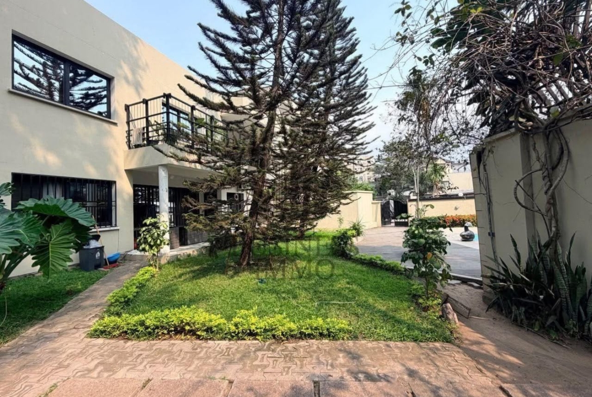 Villa à Vendre – Gombe, Kinshasa