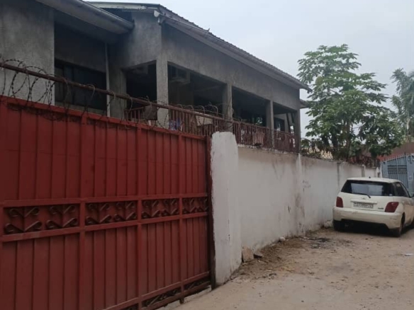 Parcelle-terrain à vendre – ngaliema, kinshasa